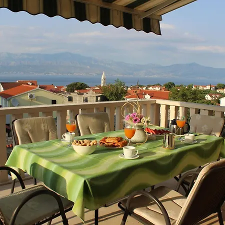 Apartment Sweet Life - Three-bedroom With Terrace And Sea View Renata St *