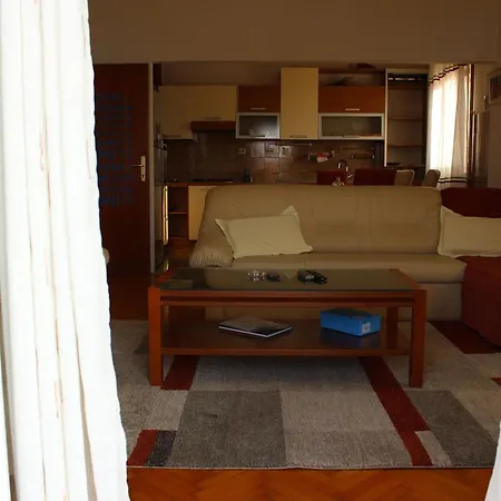 Sweet Life - Three-bedroom With Terrace And Sea View Renata St