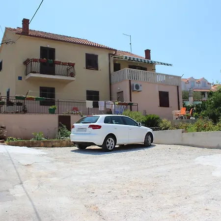 Appartement Sweet Life - Three-bedroom With Terrace And Sea View Renata St